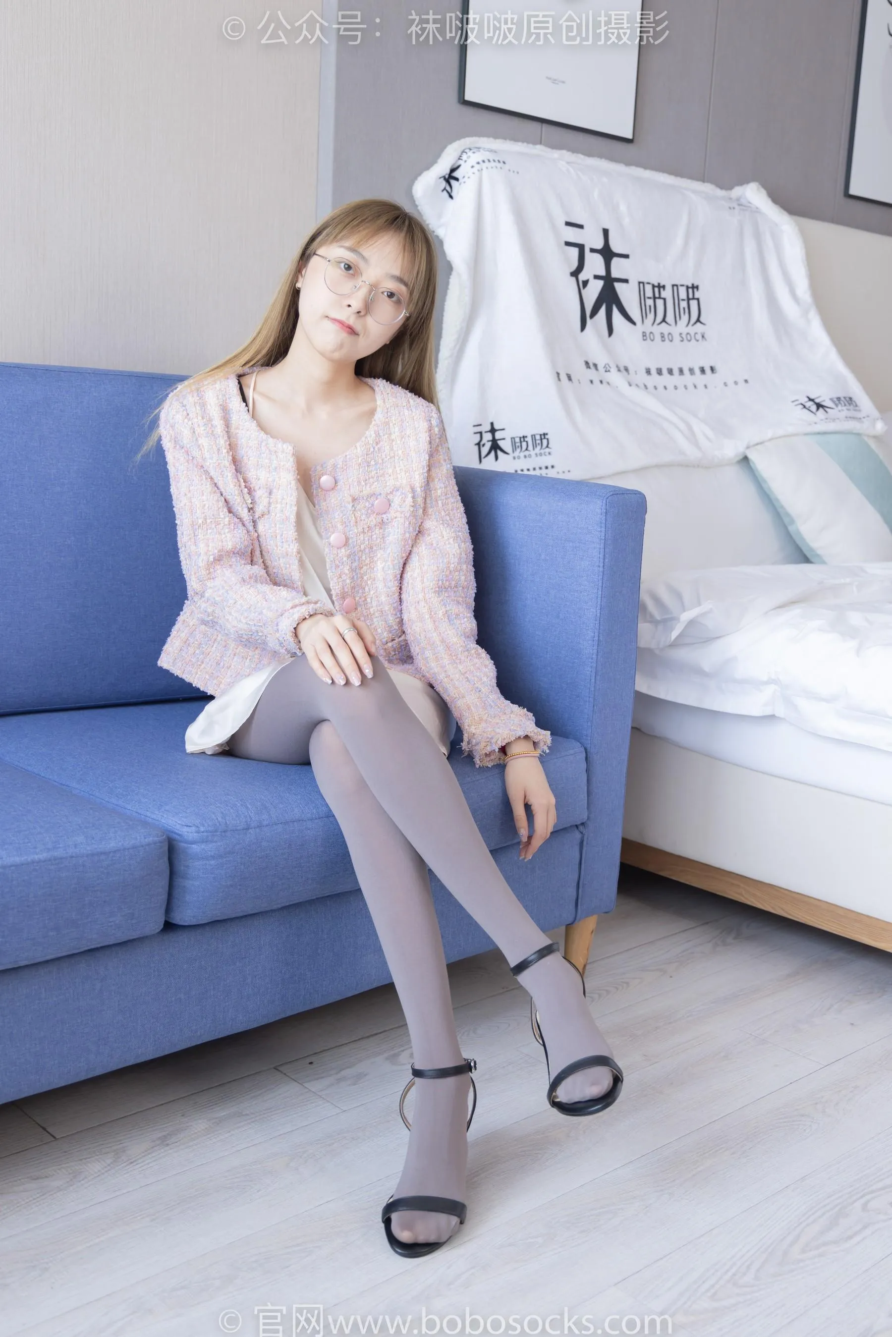[BoBoSocks袜啵啵]NO.225 稚予-两双高跟鞋、厚灰丝[24] [46P]插图5